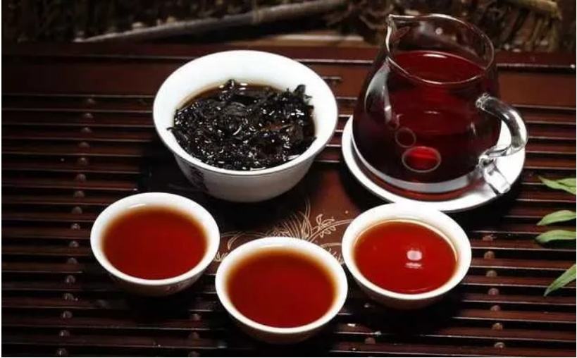 黑茶飲用有哪些禁忌？犯了禁忌黑茶有什么功效？